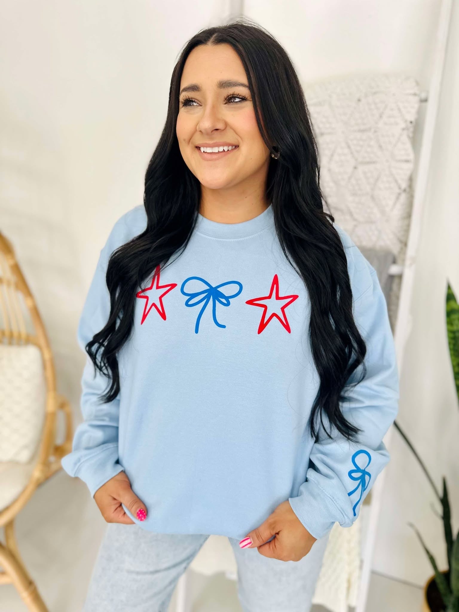 Star's And Bow Trio With Bow Sleeve Sweatshirt